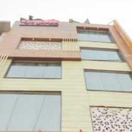 Hotel O Discovery Inn Neu-Delhi Exterior foto